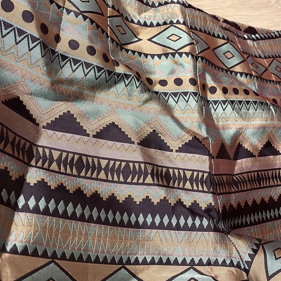 Aztec Print Short - Picture 3 of 3